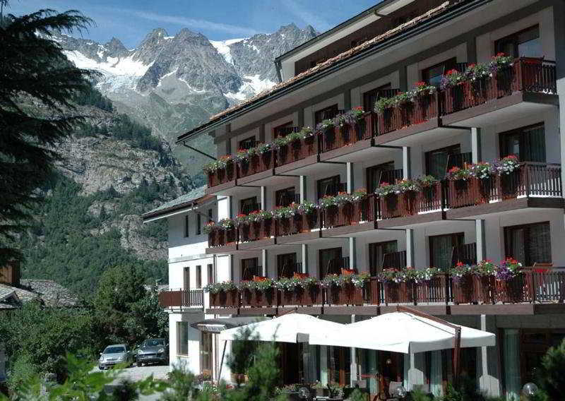 Cresta Et Duc Courmayeur